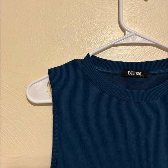 Bitten Women's Navy Sleeveless Muscle Tee - Picture 6 of 8